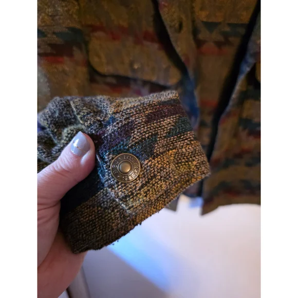BBJ Los Angeles Aztec Print Knit Snap Cropped women's Jacket SIZE L Trendy - Picture 5 of 11
